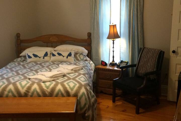 Room 21 of 51