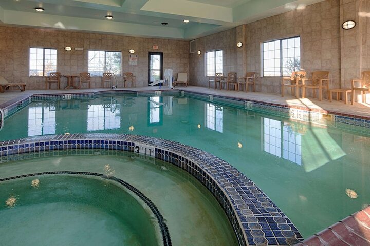 Pool 3 of 18