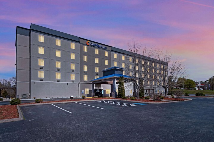 Hotel 2 of 37