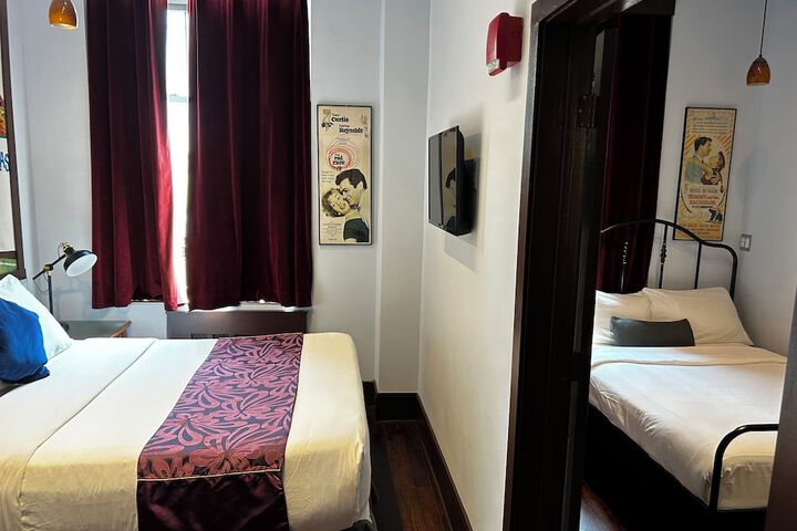 Room 62 of 99