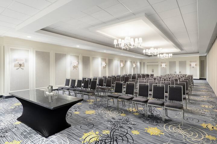 Sheraton Cavalier Saskatoon Hotel