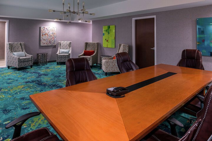 Hampton Inn & Suites Atlanta / Marietta