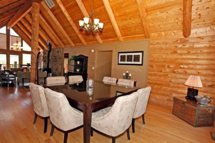 County Road House 146846