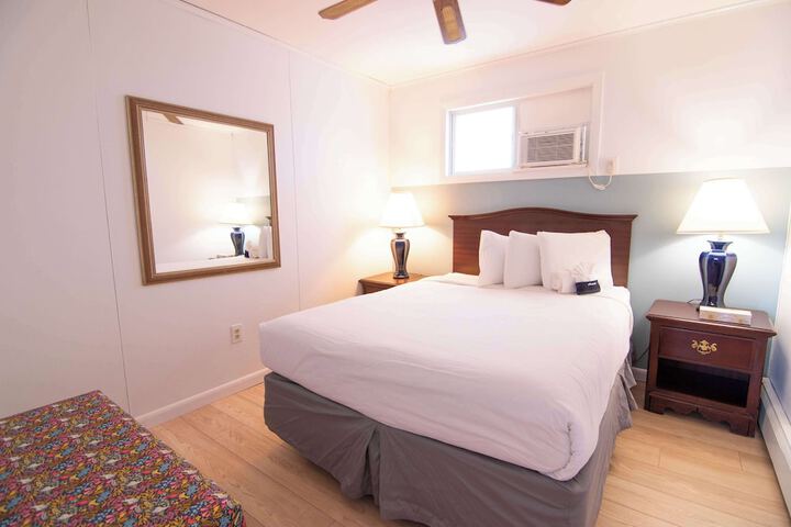 Room 53 of 154