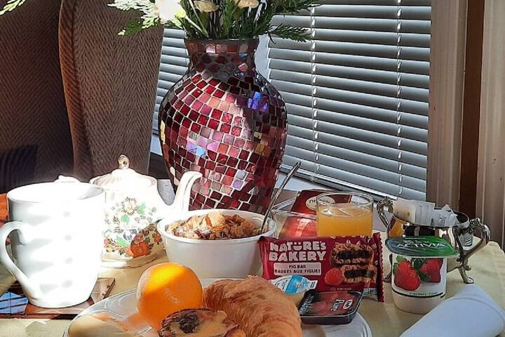 Breakfast/Coffee Service 41 of 44
