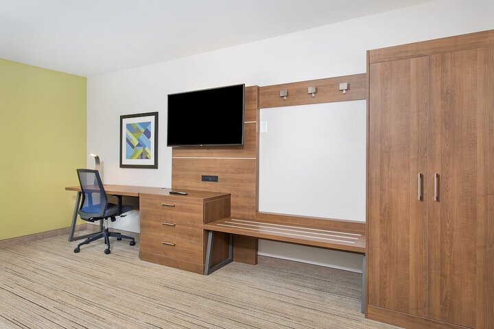 Room 22 of 60