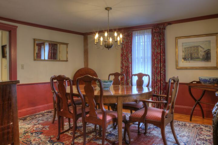Room 58 of 105