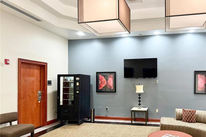 QUALITY INN AND SUITES