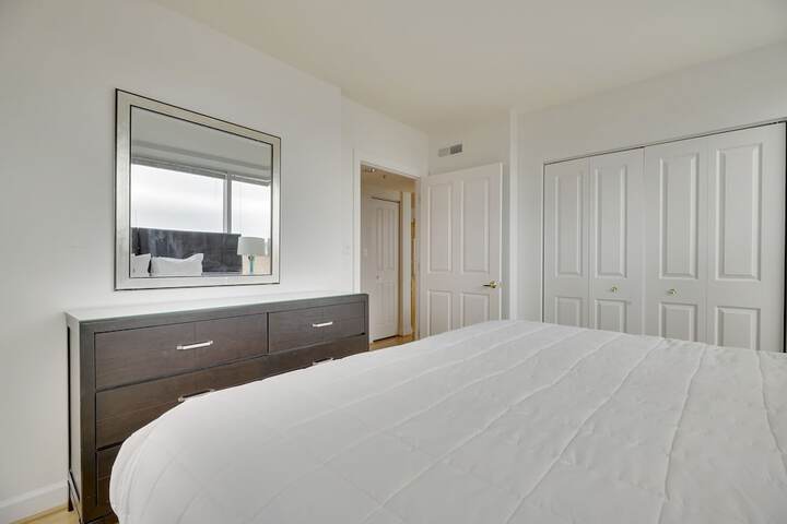 Room 13 of 19