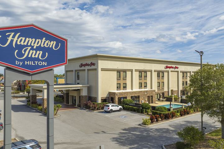 Hotel 2 of 74