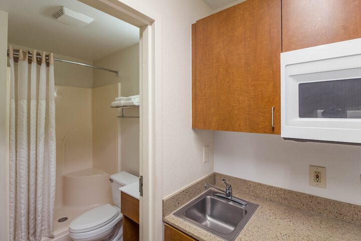Room 16 of 24