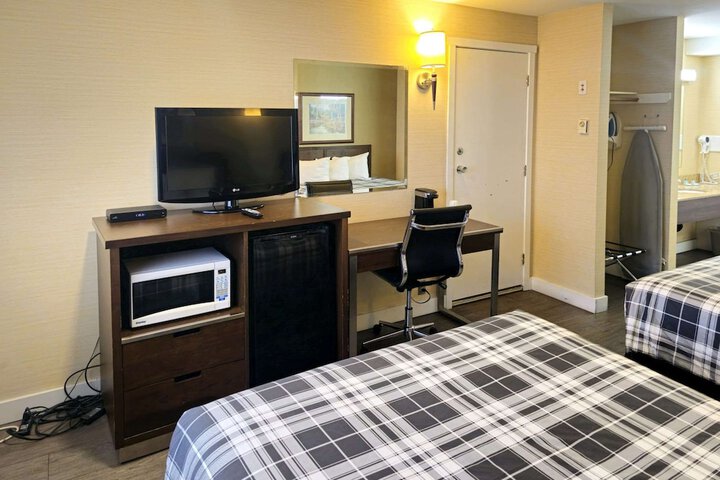 Room 29 of 47