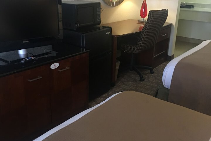 Room 14 of 26