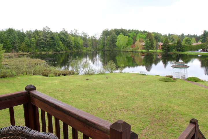 Sundeck 65 of 78
