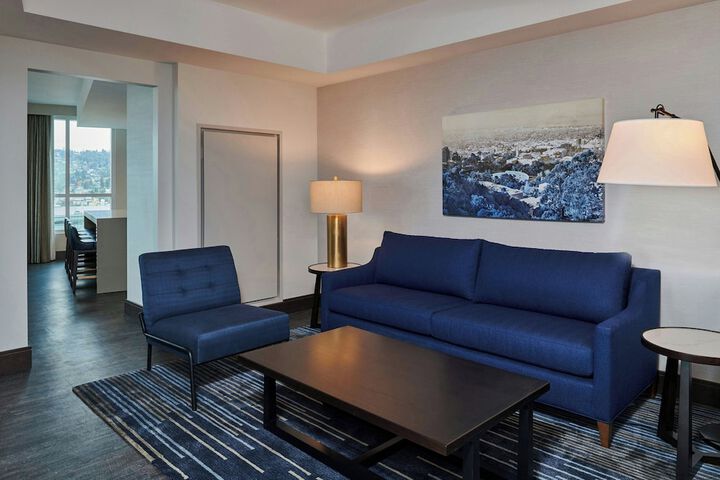 Room 43 of 74