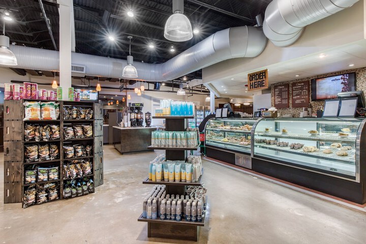 Breakfast/Coffee Service 60 of 97