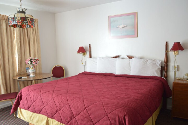 Room 17 of 22