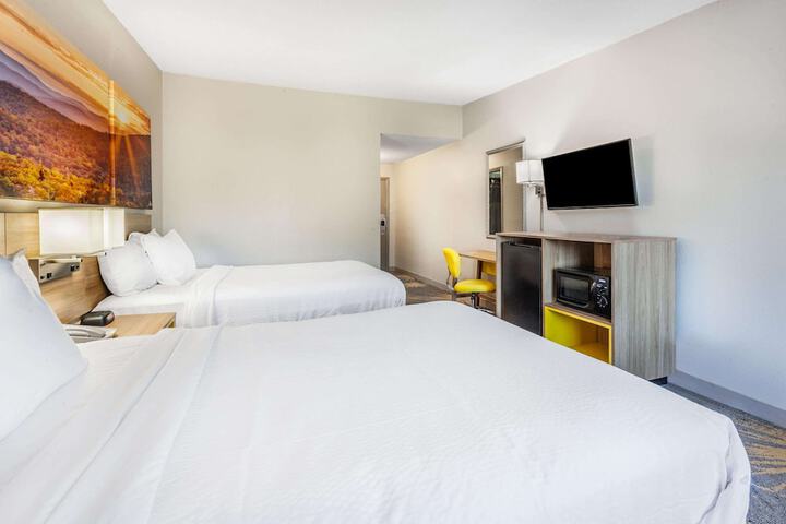 Room 20 of 25
