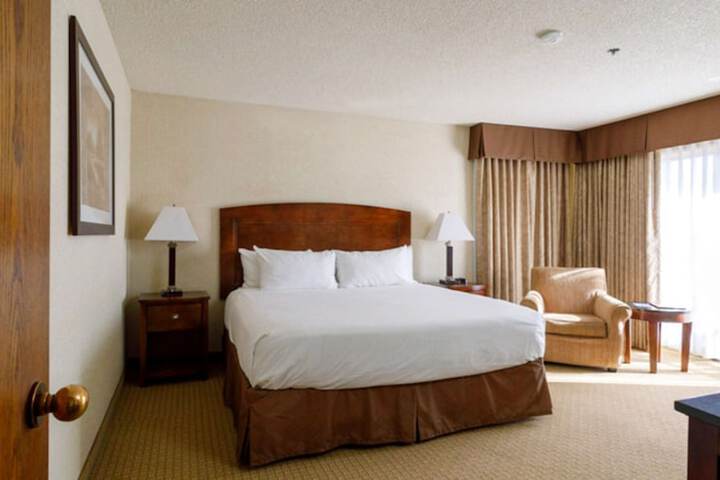 Maverick Hotel and Casino by Red Lion Hotels