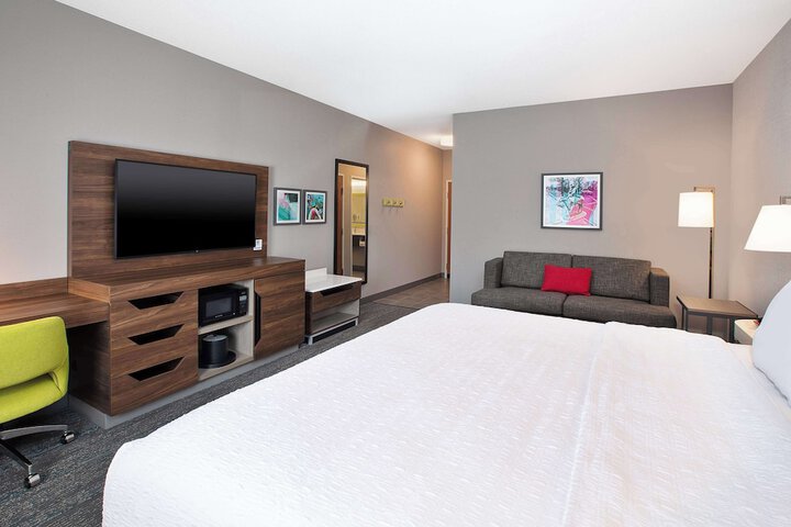 Hampton Inn Detroit / Utica-Shelby Township