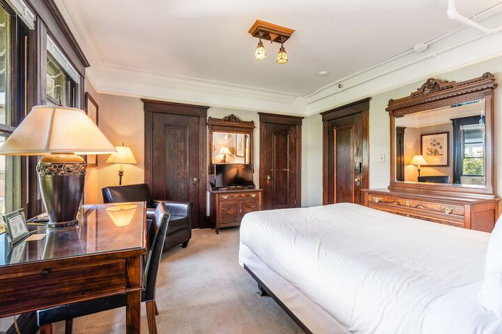 Room 55 of 101