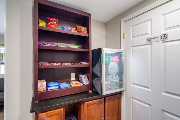 Townhouse Inn