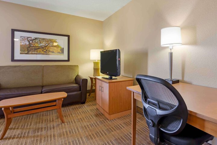 Room 21 of 31
