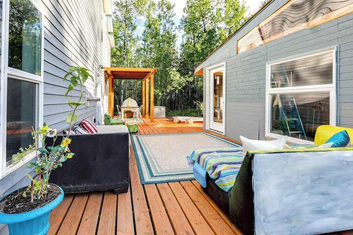 Delta Junction Rental w / Shared Pool & Hot Tub!