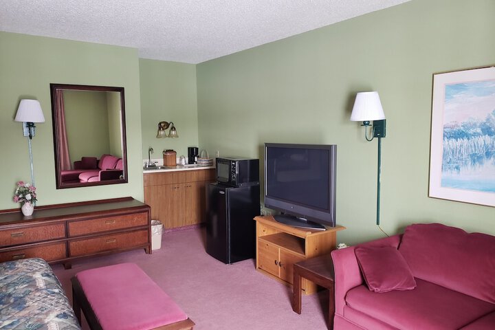 Room 49 of 80