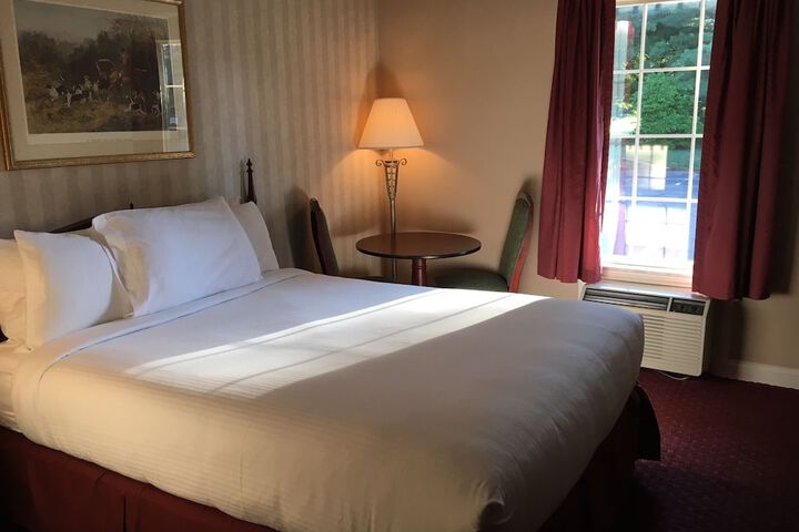 Kirkwood Inn