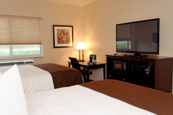 Room 18 of 104