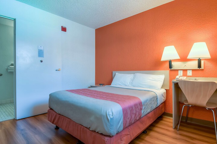 Motel 6 Rowland Heights CA - Los Angeles - Pomona