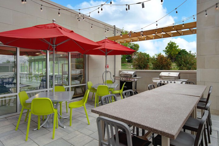 Terrace/Patio 39 of 44