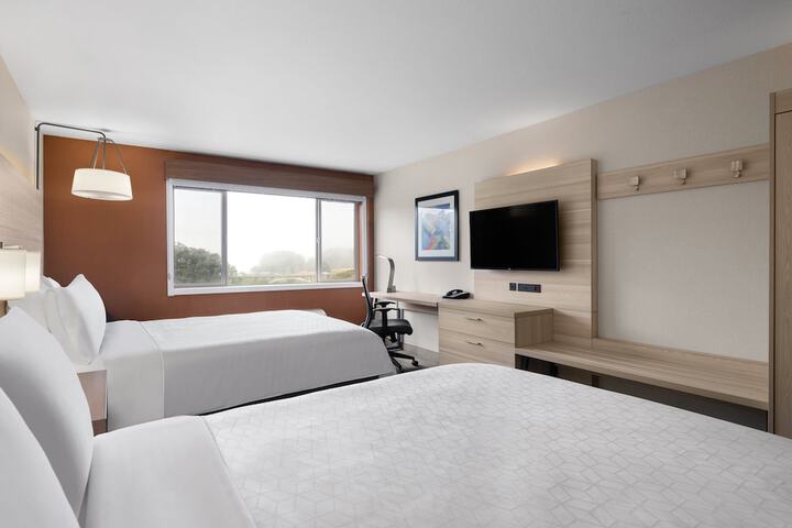 Room 22 of 50