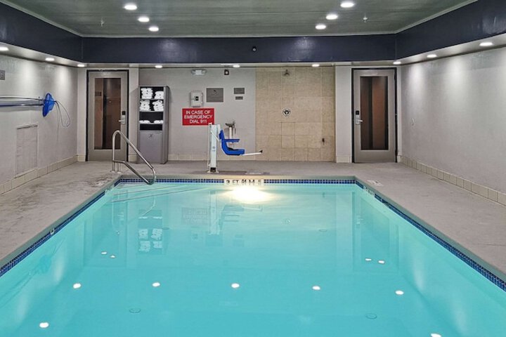 Pool 7 of 29