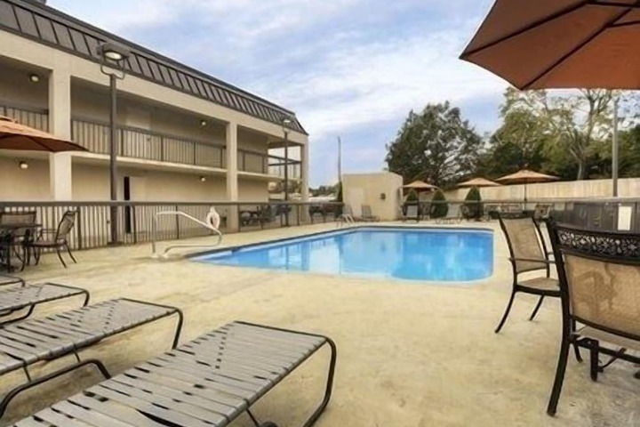 Pool 7 of 52