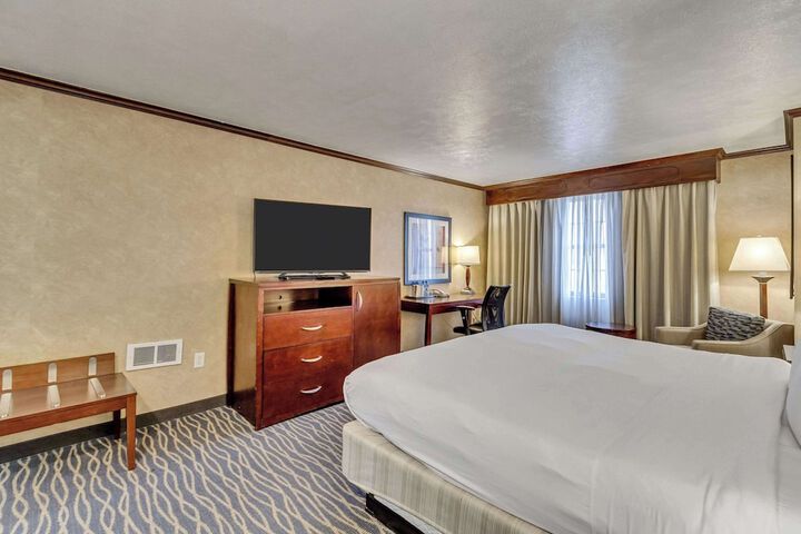 Room 22 of 112