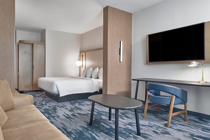 Room 26 of 45