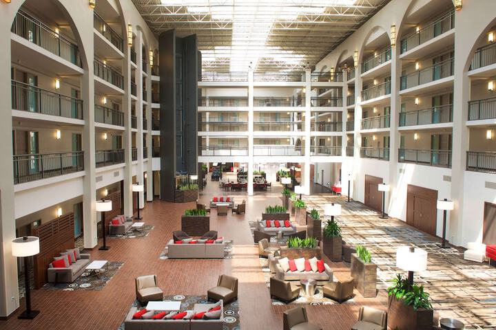 Embassy Suites by Hilton Detroit Livonia Novi
