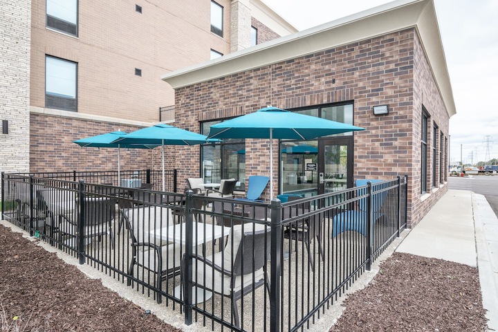 Terrace/Patio 31 of 33