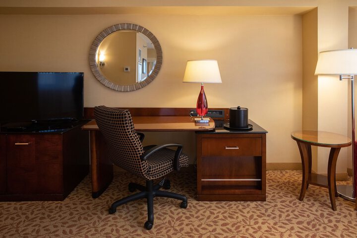 Room 18 of 34