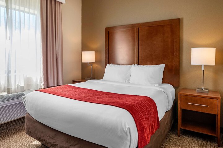 Room 40 of 62