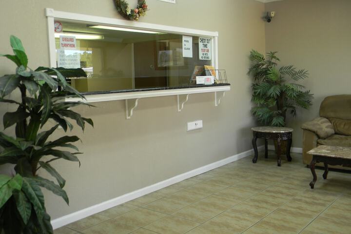 Hotel Interior 11 of 31