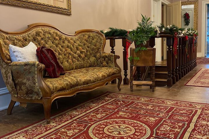 The Vine Bed & Breakfast LLC