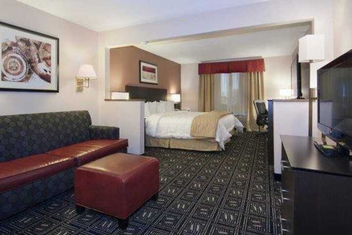 Room 45 of 66