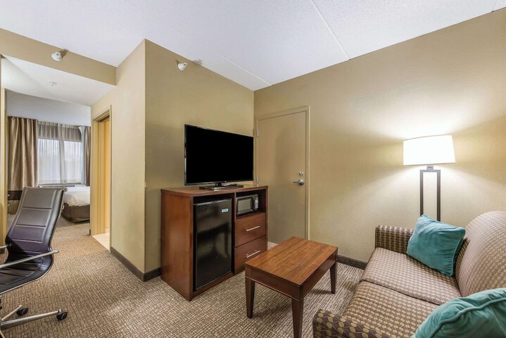 Room 36 of 63
