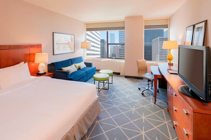 Room 21 of 35