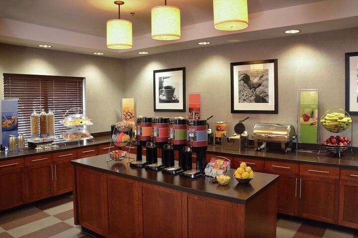 Breakfast/Coffee Service 42 of 48