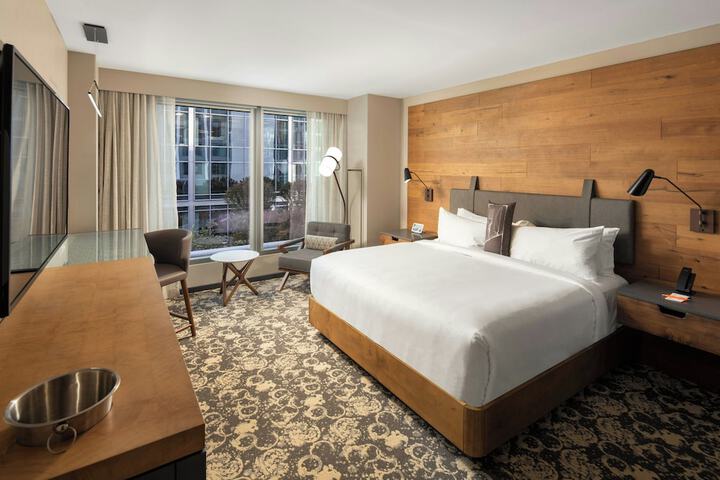 Room 35 of 120