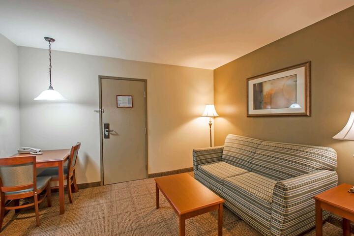 Room 21 of 30